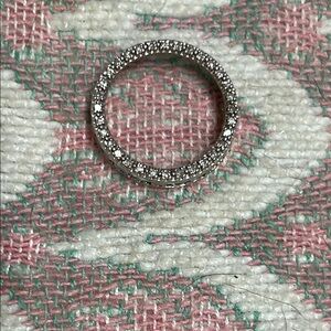 10k white gold genuine diamond circle pendant